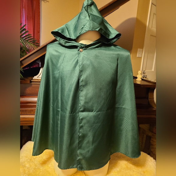 Attack on Titan Anime Cosplay Cape Size Large - Picture 2 of 7